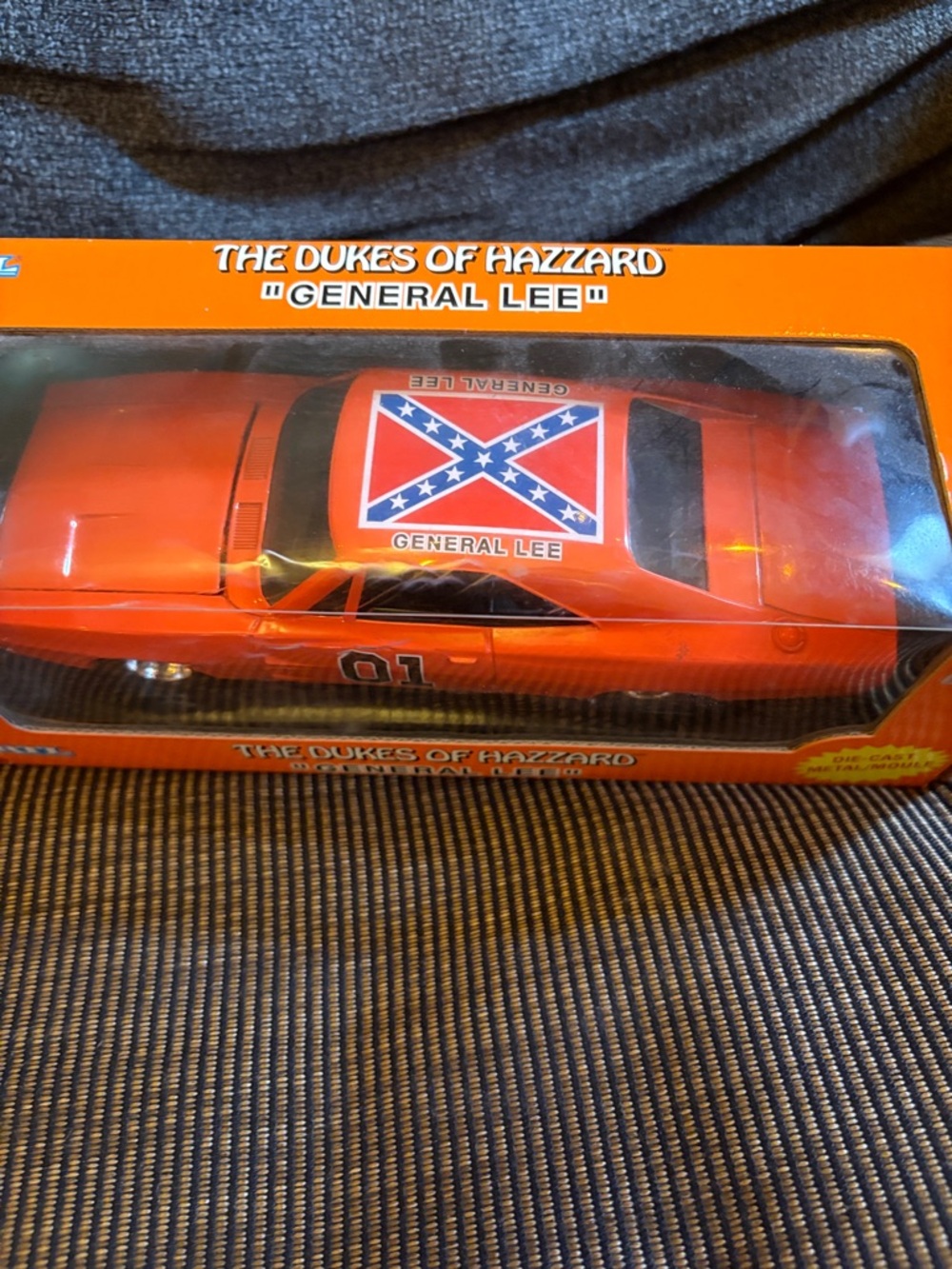 Ertl The Dukes of Hazzard General Lee Die-Cast Orange 01 Car - Picture 7 of 7